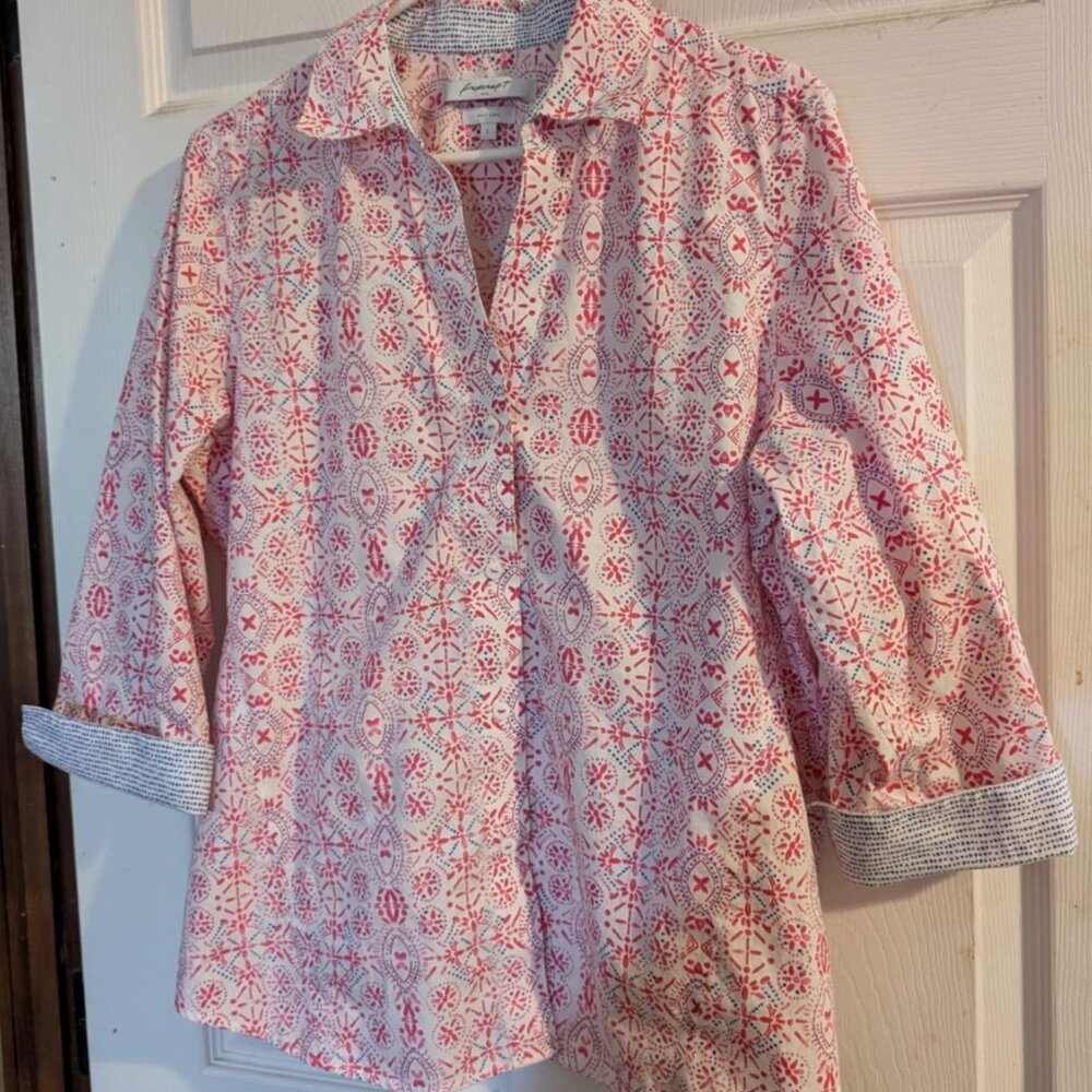 Foxcroft NYC Women's Pink and Blue Floral Print, Size L Button down Blouse